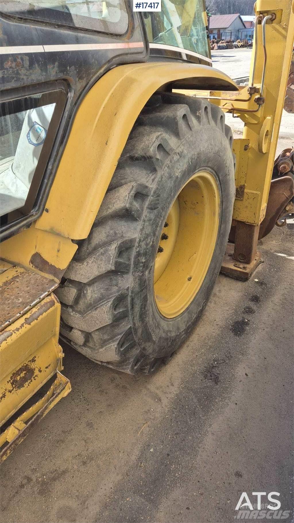 CAT 428D Graaf-laadcombinaties