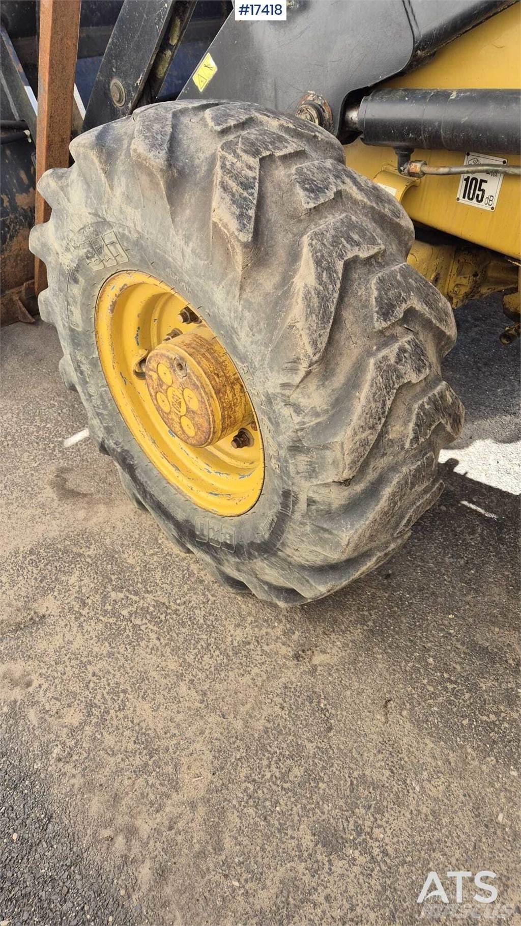 CAT 428D Graaf-laadcombinaties