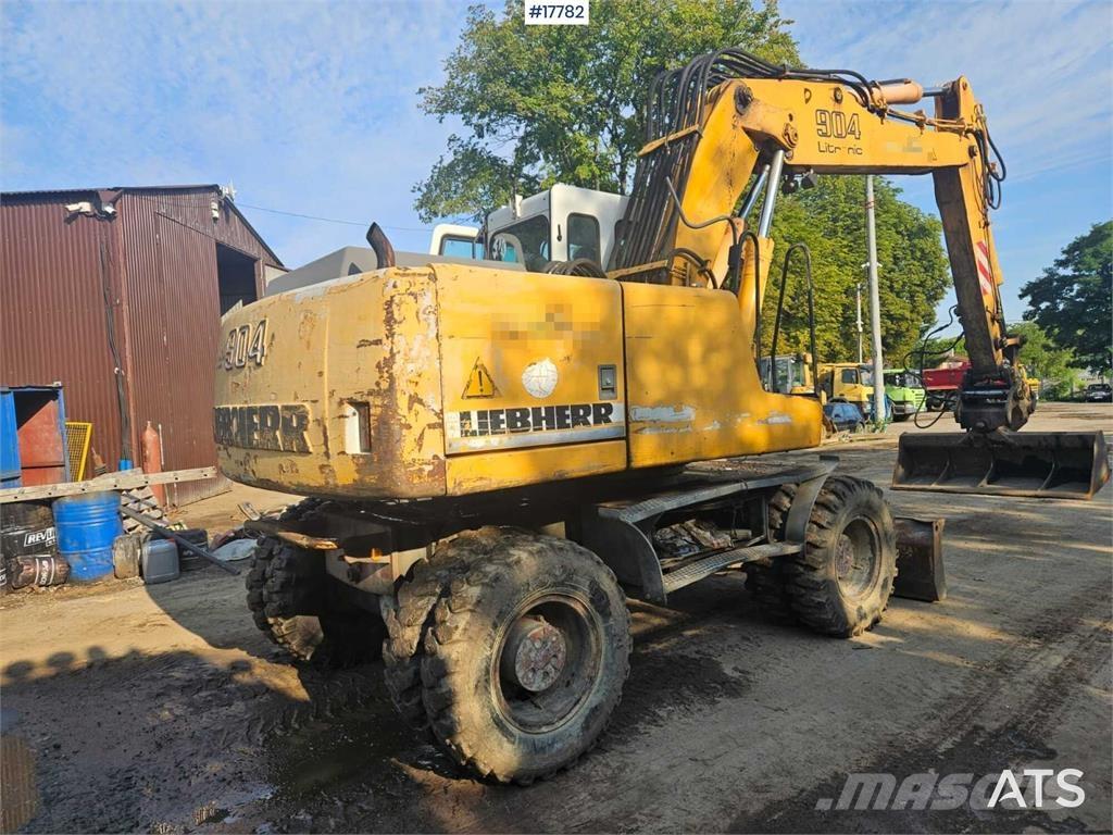 Liebherr A 904 Wielgraafmachines