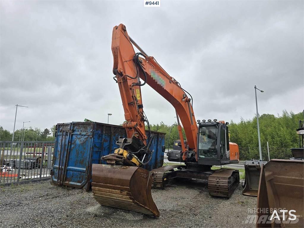 Hitachi ZX 250 LC-3 Rupsgraafmachines