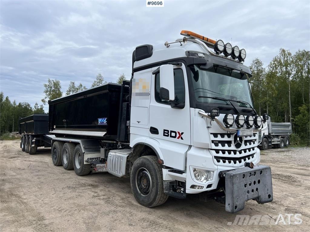 Mercedes-Benz Arocs Vrachtwagen met containersysteem