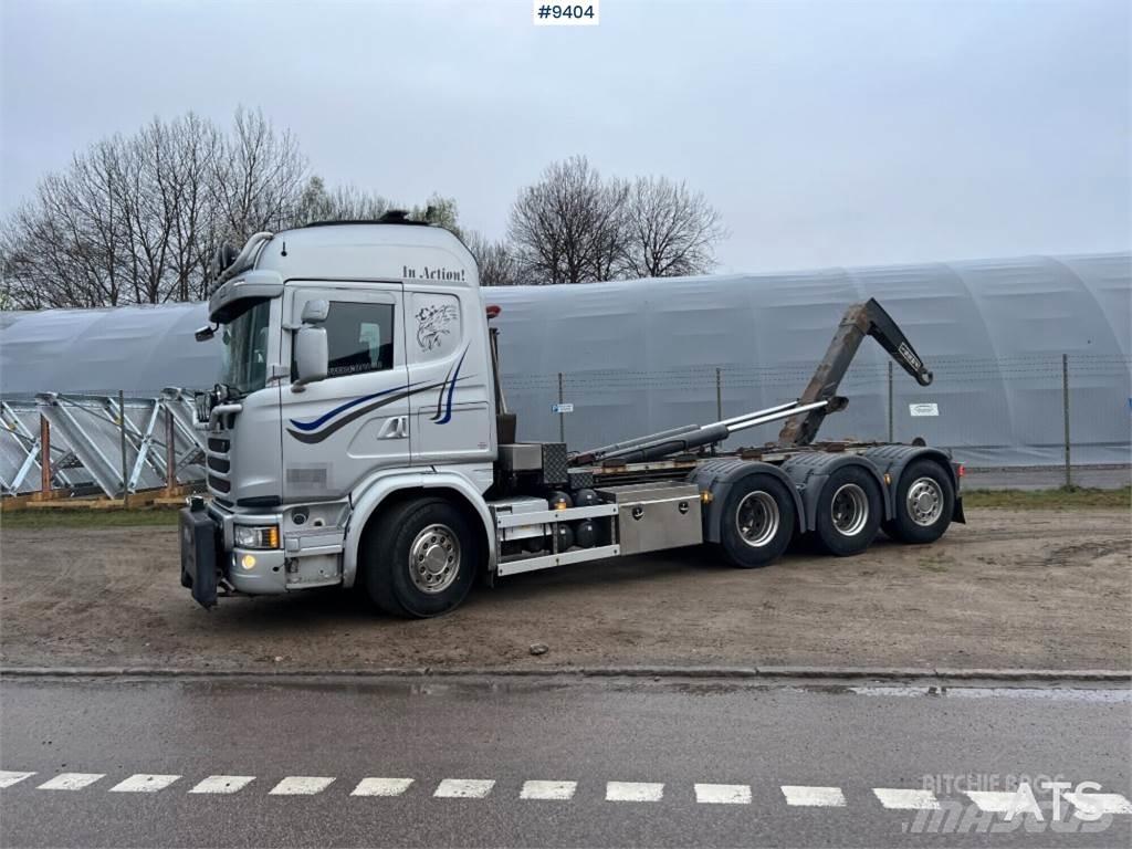 Scania G490 Vrachtwagen met containersysteem