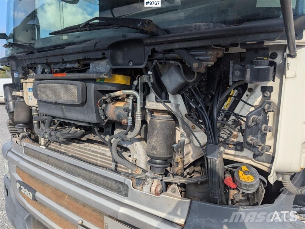 Scania P320 Bakwagens met gesloten opbouw
