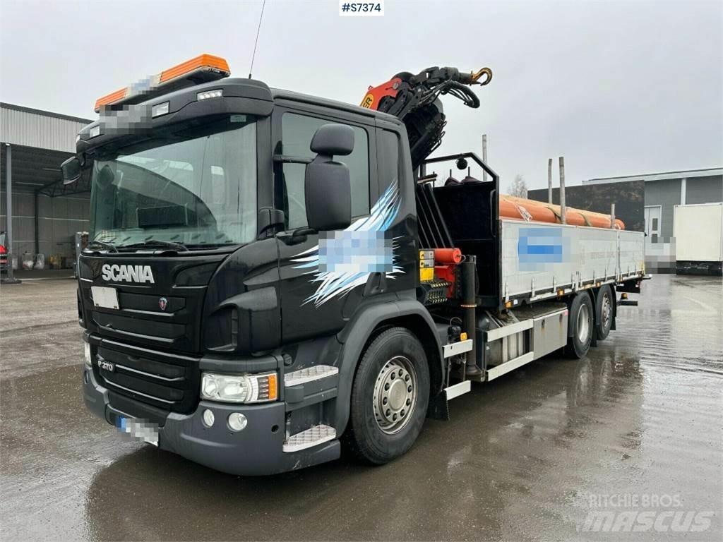Scania P370 Vlakke laadvloer met kraan