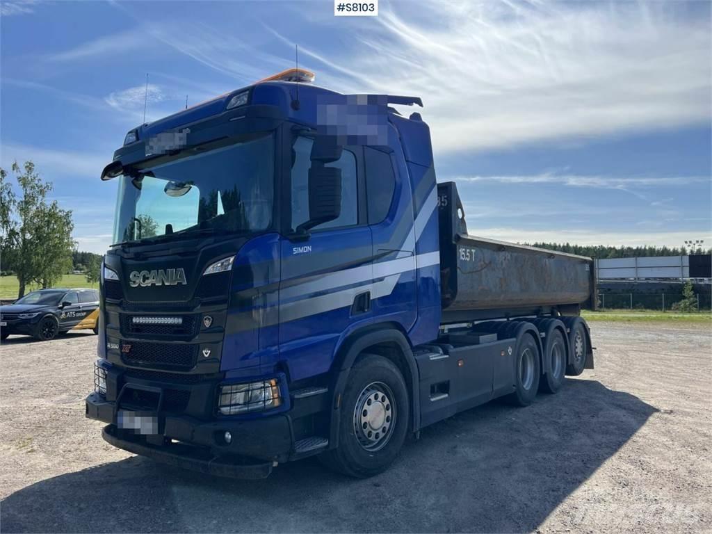Scania R580 Vrachtwagen met containersysteem