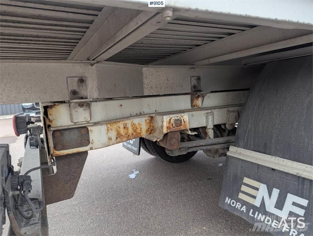 Volkswagen Crafter Vlakke laadvloer met kraan