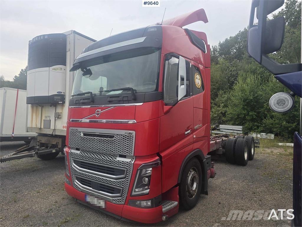 Volvo FH16 Chassis met cabine