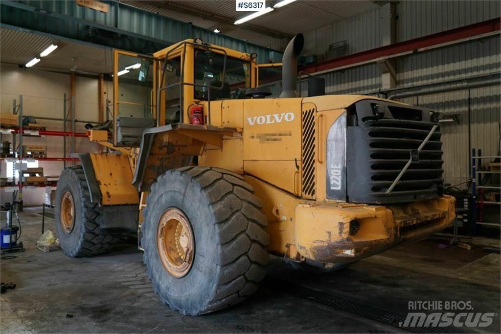 Volvo L220E Wielladers