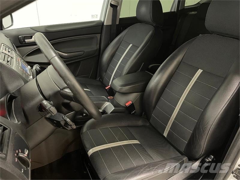 Ford Kuga Auto's