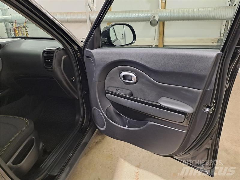 Kia Soul Auto's