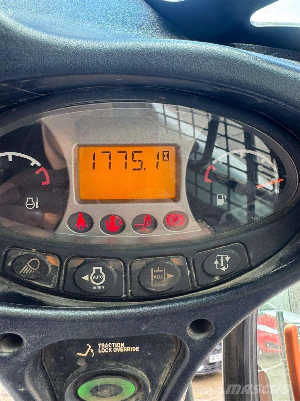 Bobcat T590 Miniladers