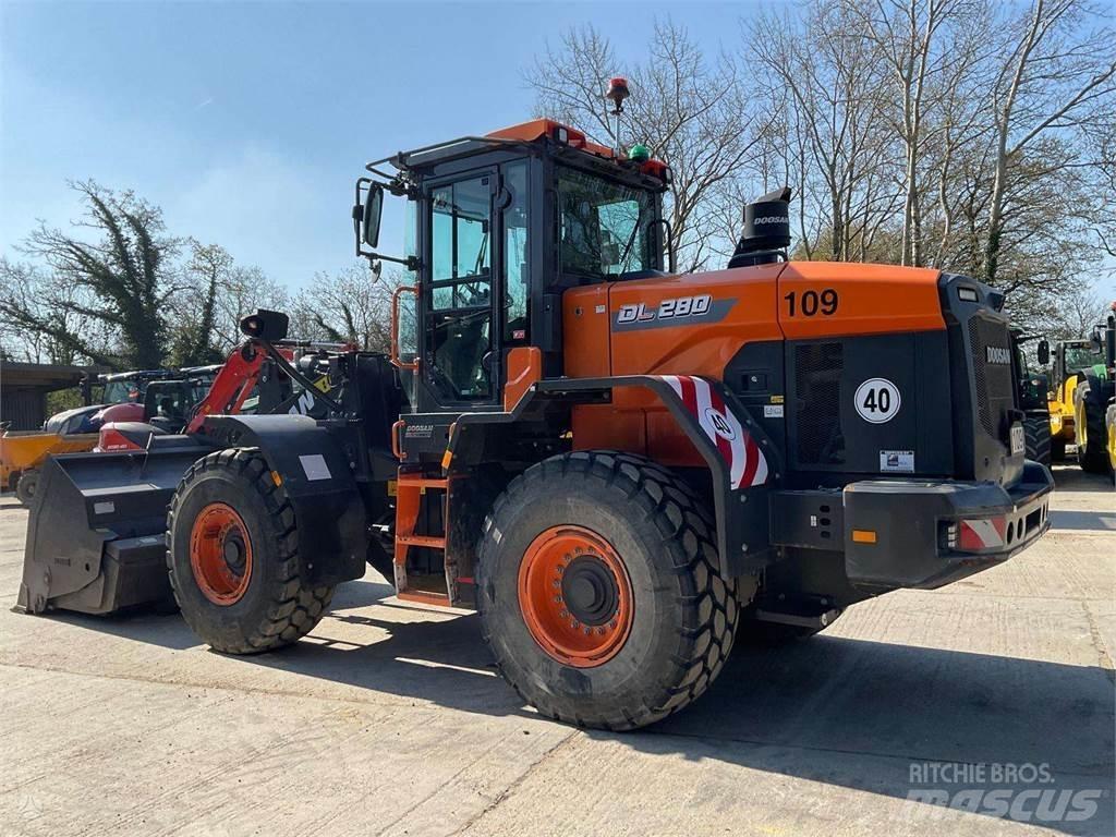 Doosan DL280 Wielladers