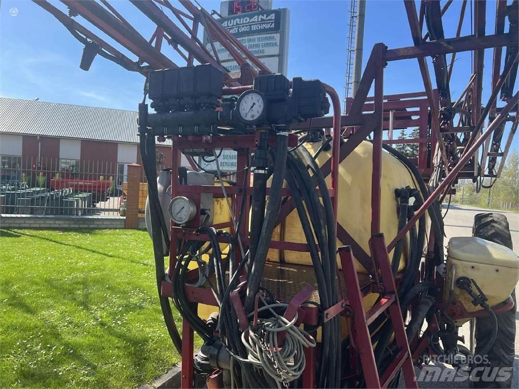 Hardi 24 metrai Zelfrijdende spuitmachines
