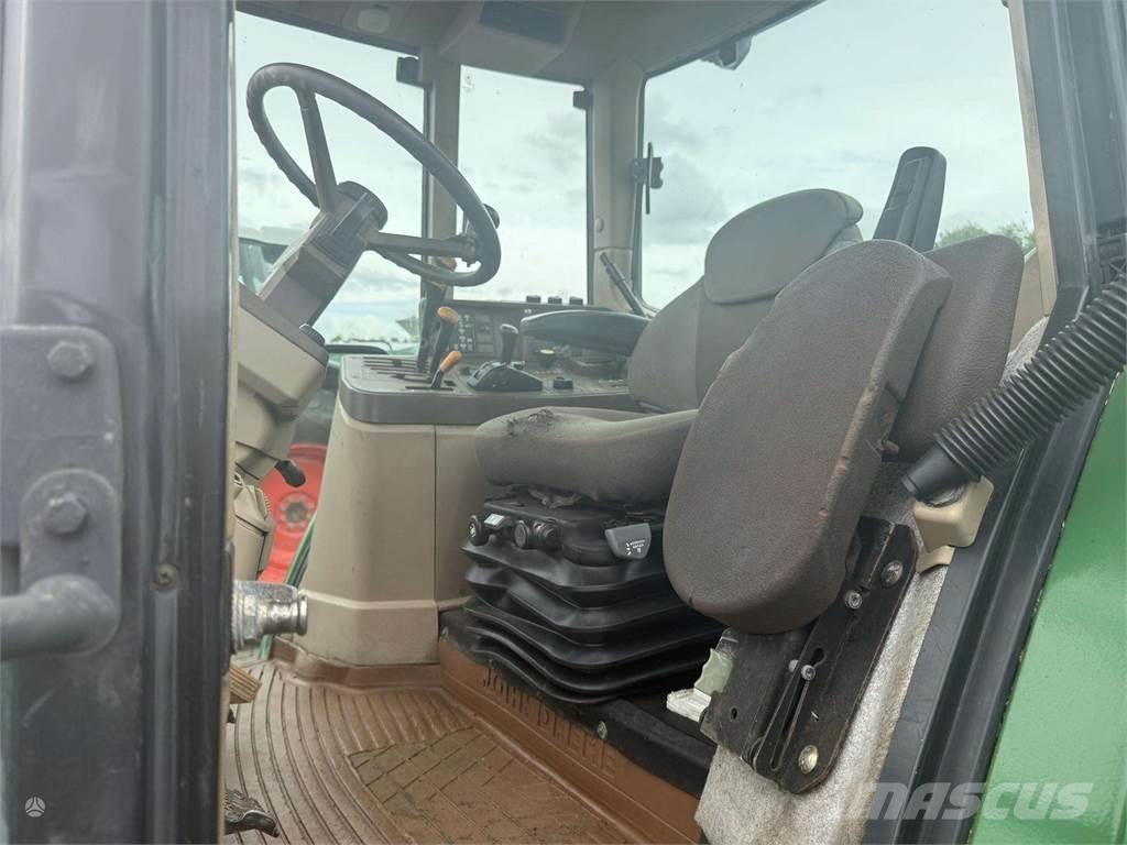 John Deere 6210 Tractoren