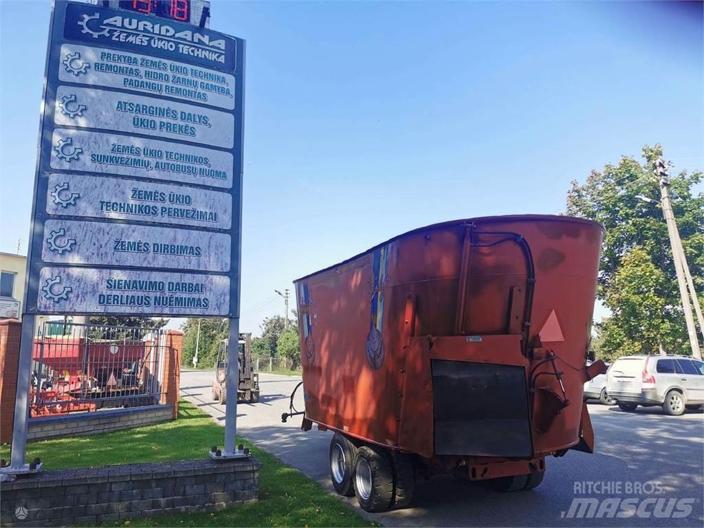  -Kita- PEECON Mengvoedermachines