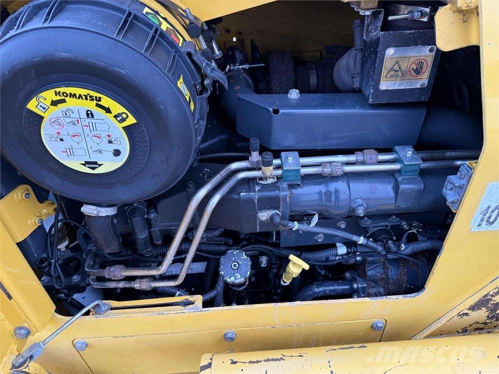 Komatsu D51PX-22 Rupsdozers
