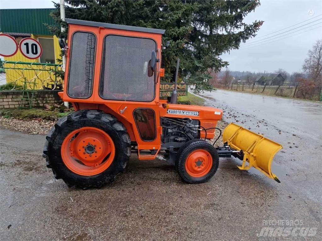 Kubota L245dt Tractoren