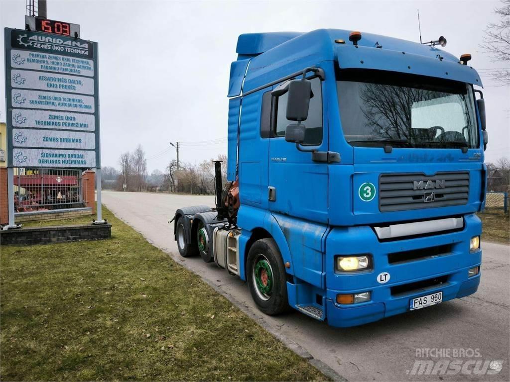 MAN TGA 26430 Trekkers