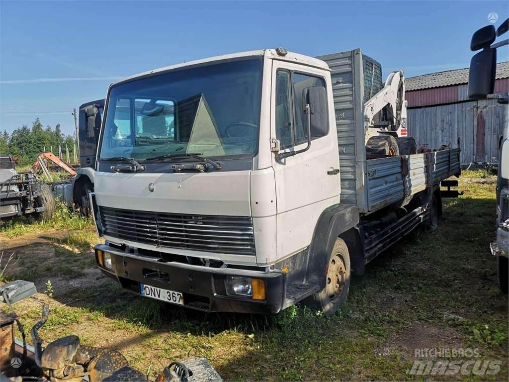 Mercedes-Benz 809 Platte bakwagens