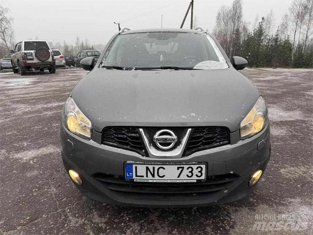 Nissan  Auto's