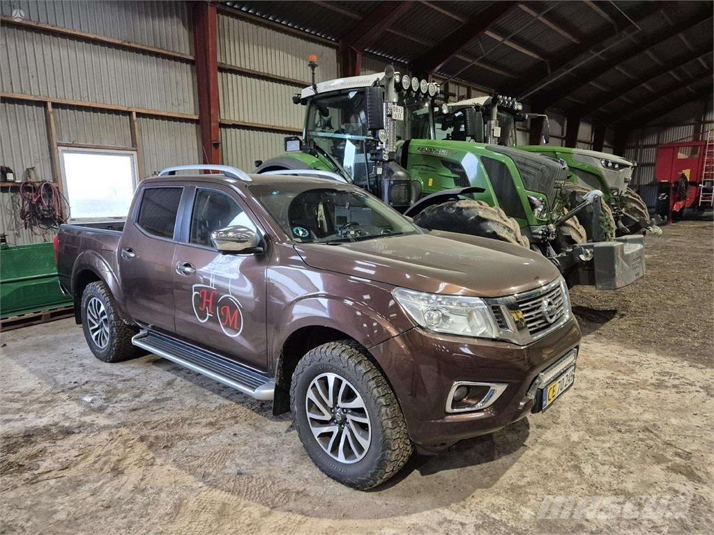 Nissan  Auto's