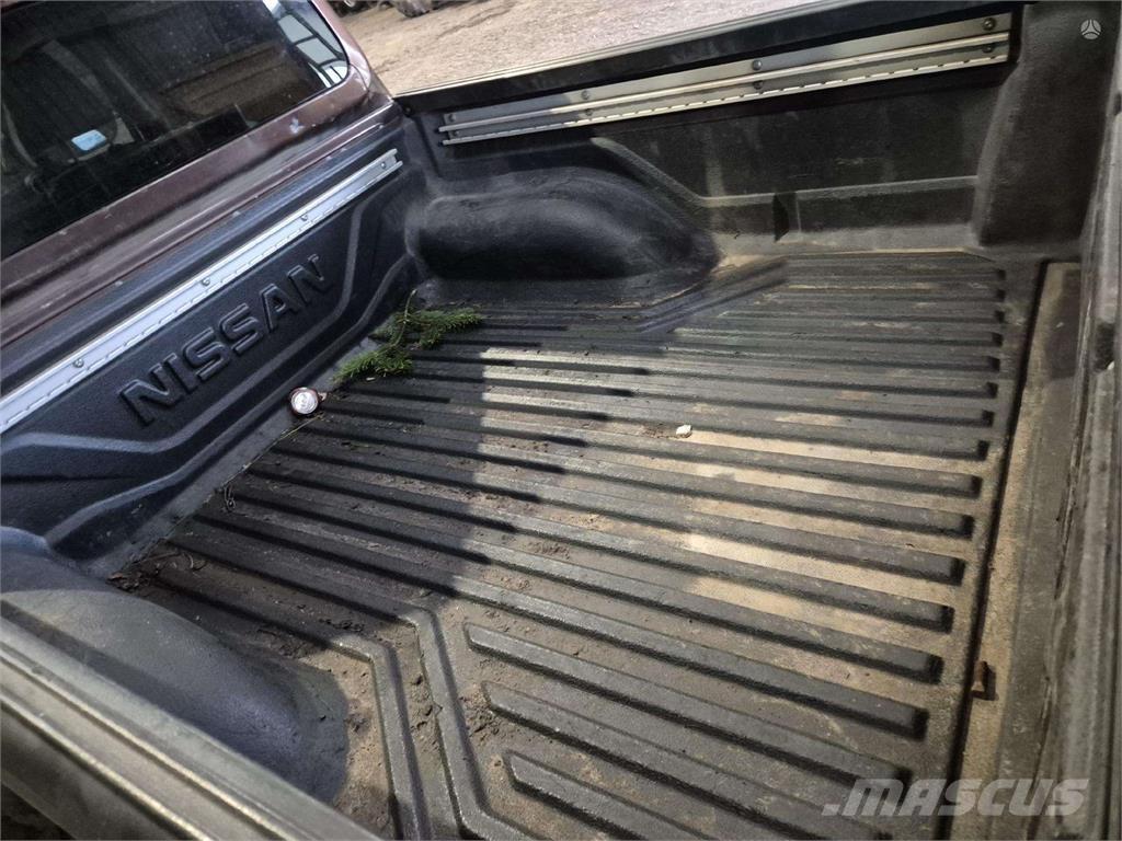 Nissan  Auto's