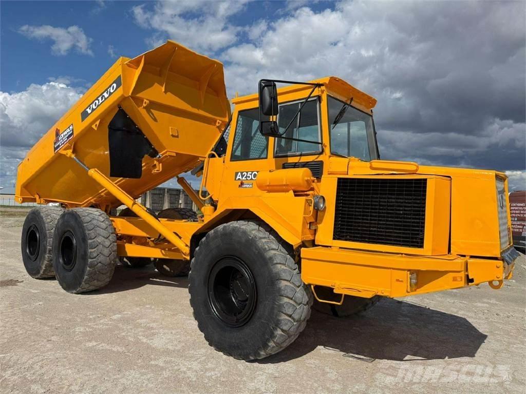 Volvo A25C Knik dumptrucks