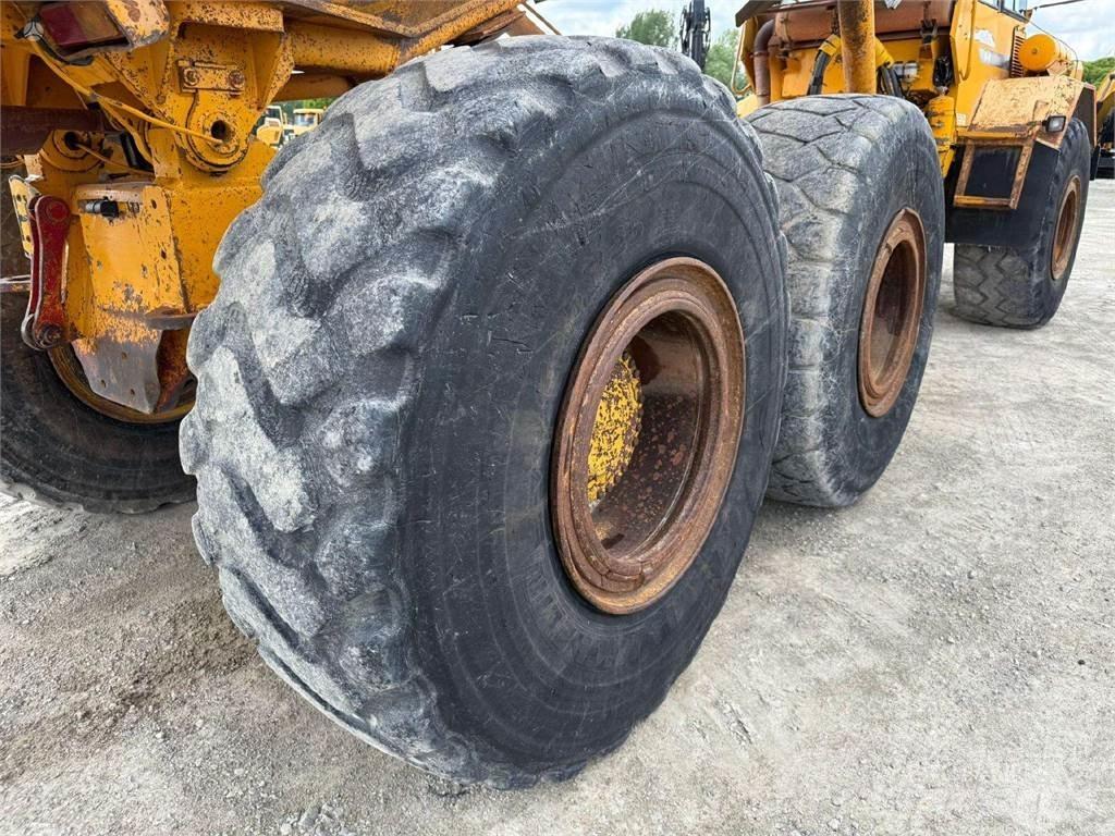 Volvo A25C, Nr. 5 Knik dumptrucks