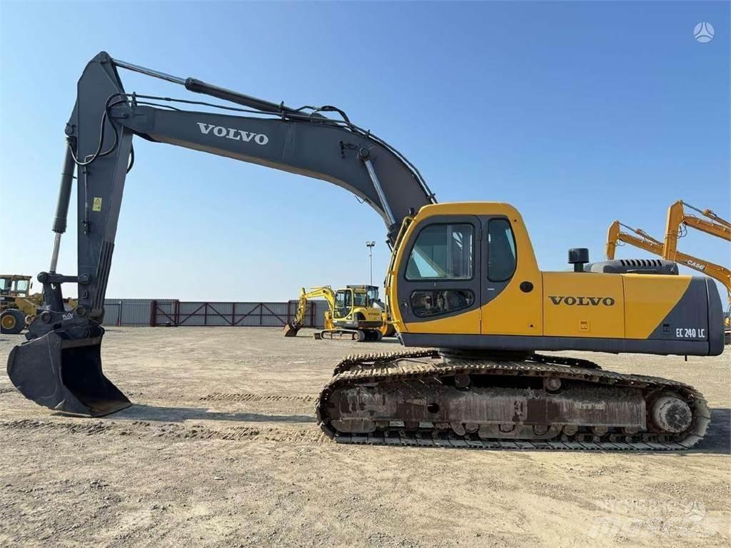Volvo EC 240 LC Rupsgraafmachines