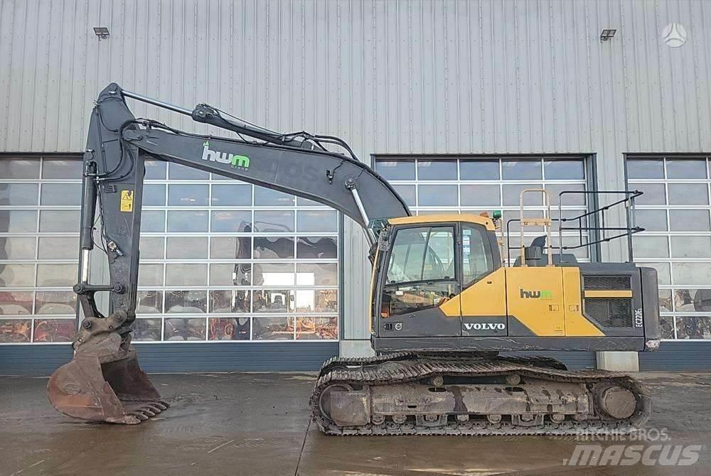 Volvo EC220E Rupsgraafmachines