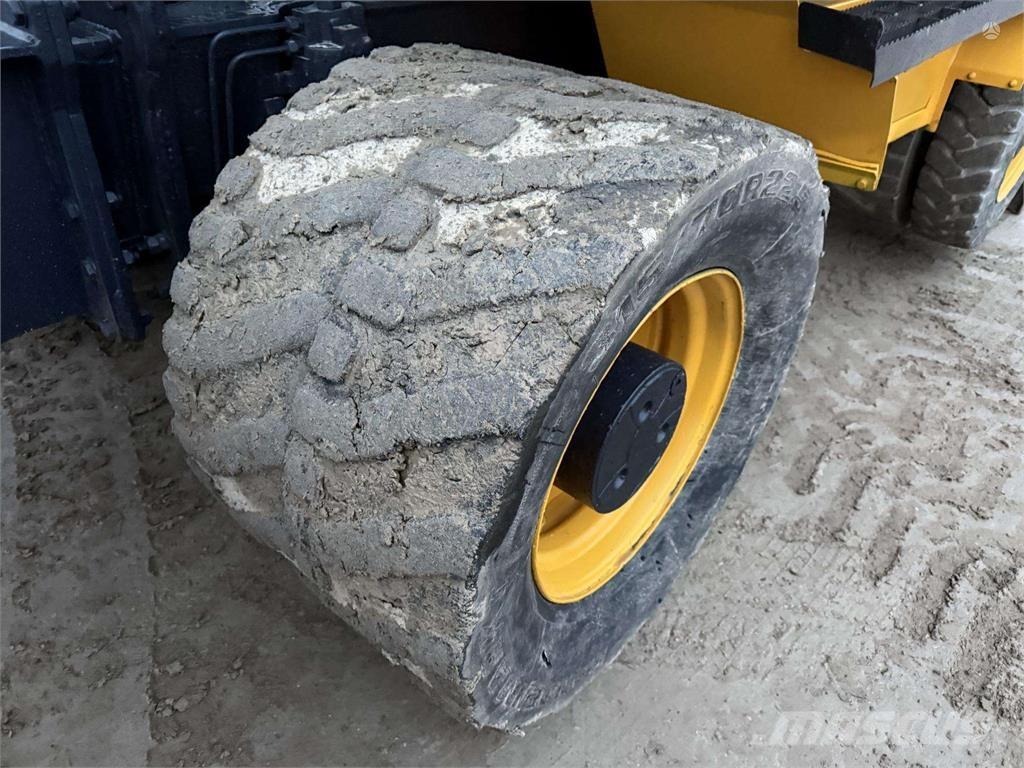 Volvo EW 180 C Wielgraafmachines