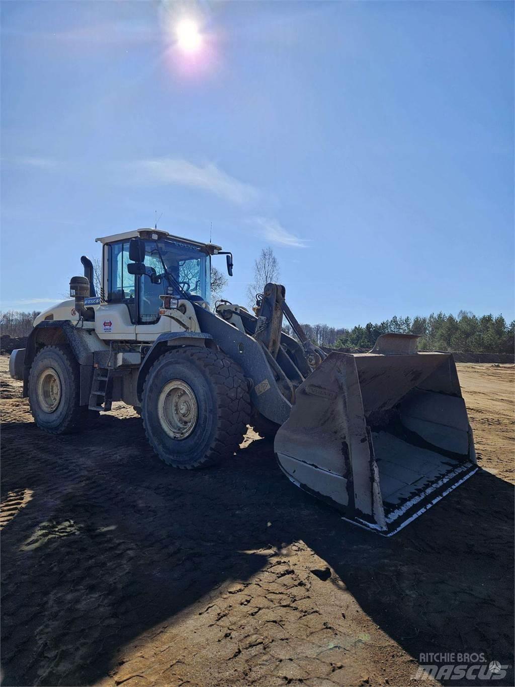 Volvo L120G Wielladers