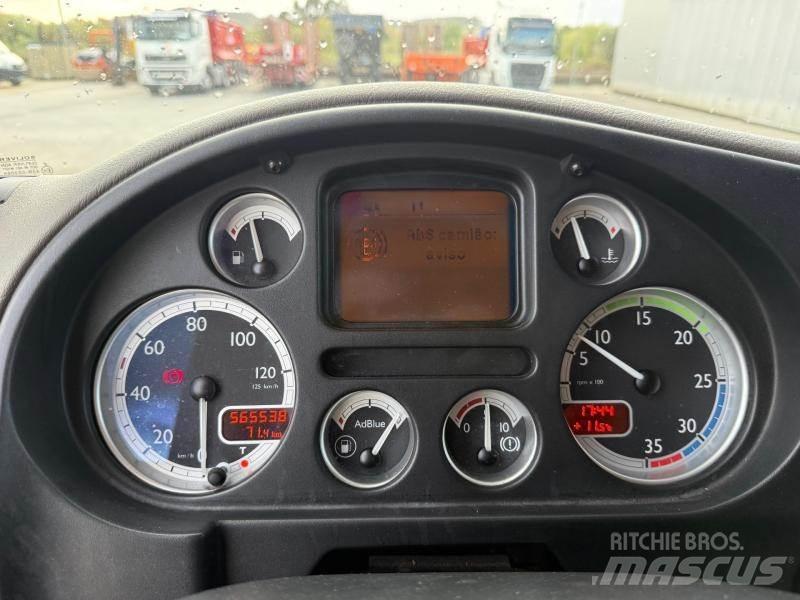 DAF LF 220 Schuifzeilopbouw