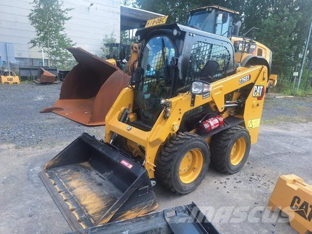 CAT 226D3 Wielladers
