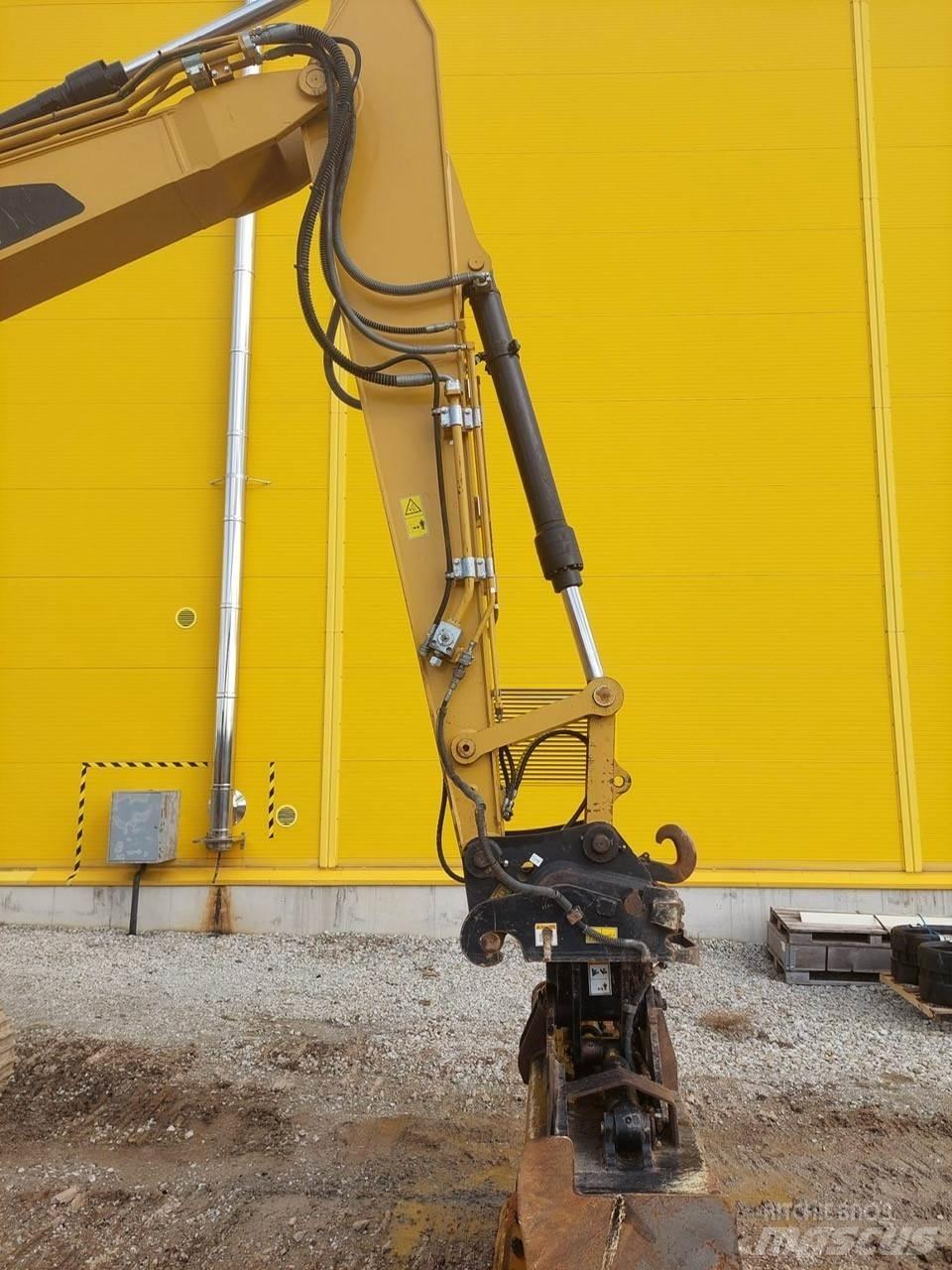 CAT 313 FL Rupsgraafmachines