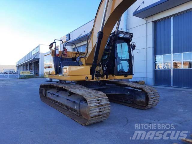 CAT 330 Rupsgraafmachines
