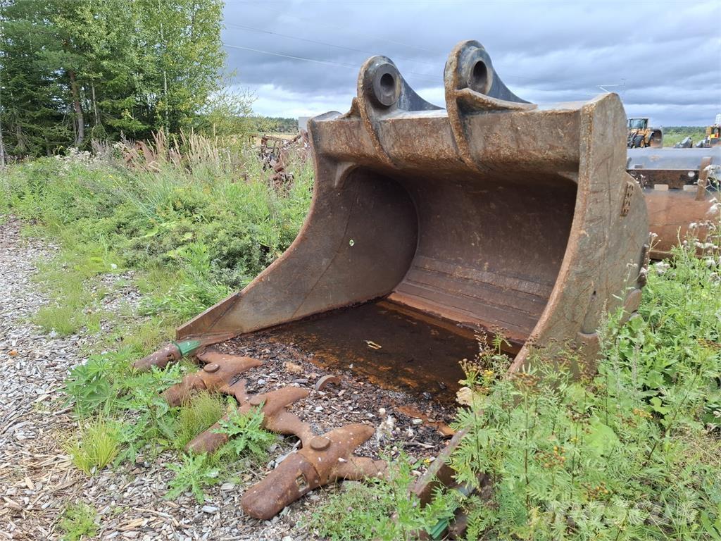 CAT 374 Leica 3D Rupsgraafmachines