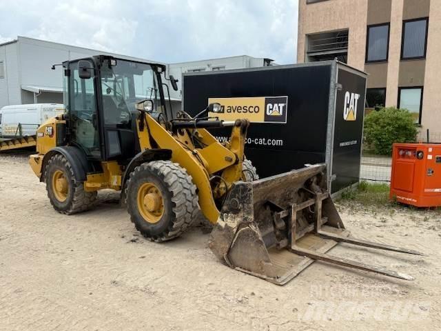 CAT 906 Wielladers