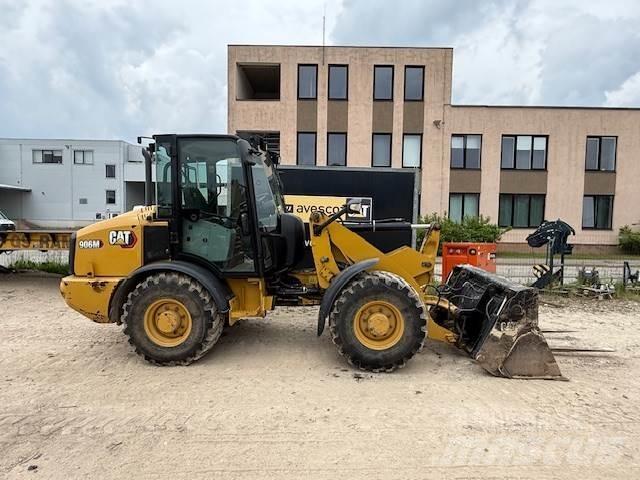 CAT 906 Wielladers