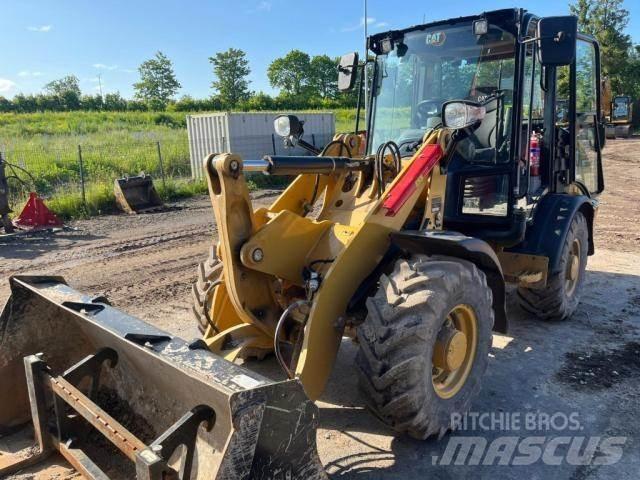 CAT 906 Wielladers