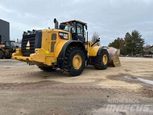 CAT 982M Wielladers