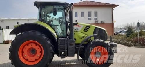 CLAAS Axion 830 Tractoren