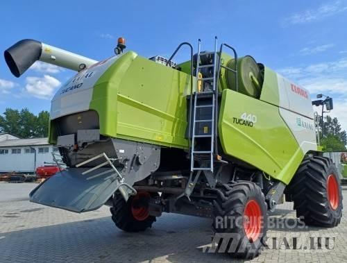 CLAAS Tucano 440 Maaidorsmachines