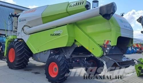 CLAAS Tucano 440 Maaidorsmachines