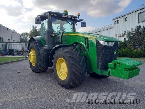 John Deere 8370R Tractoren