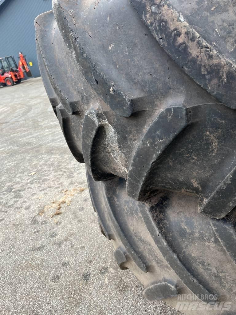 Michelin 650/65R42 Banden, wielen en velgen