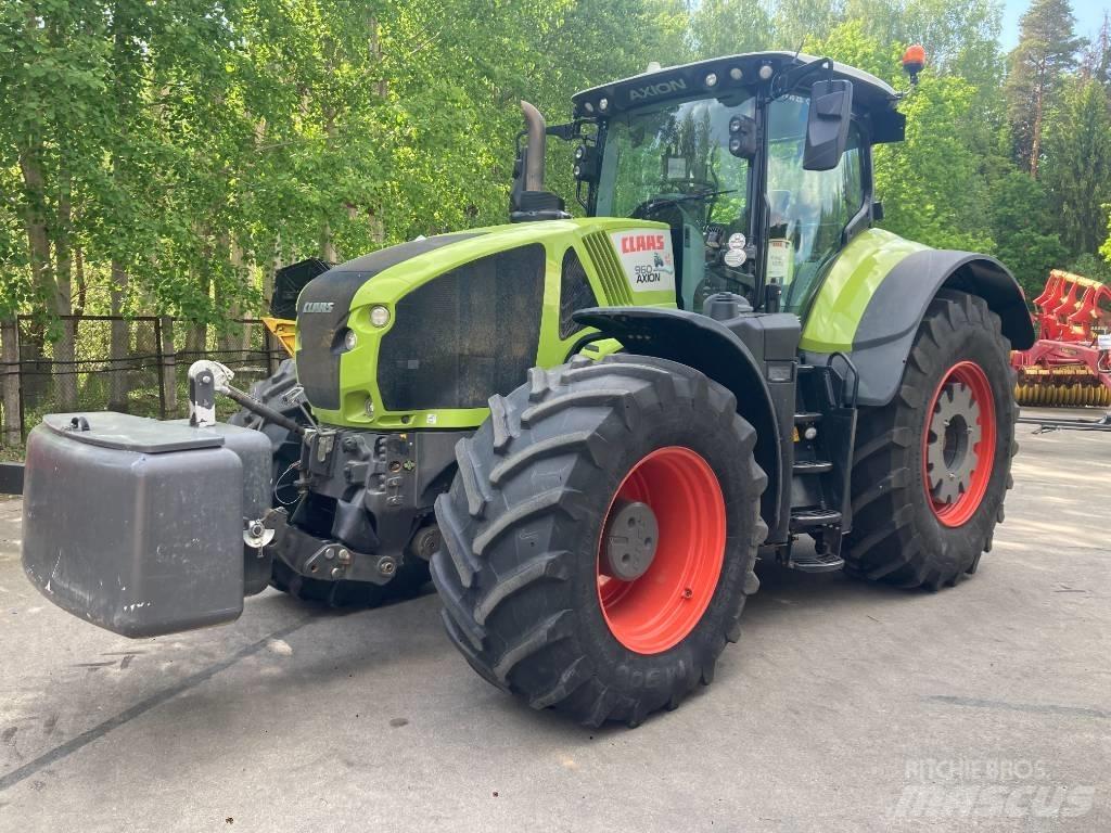 CLAAS Axion 960 Tractoren