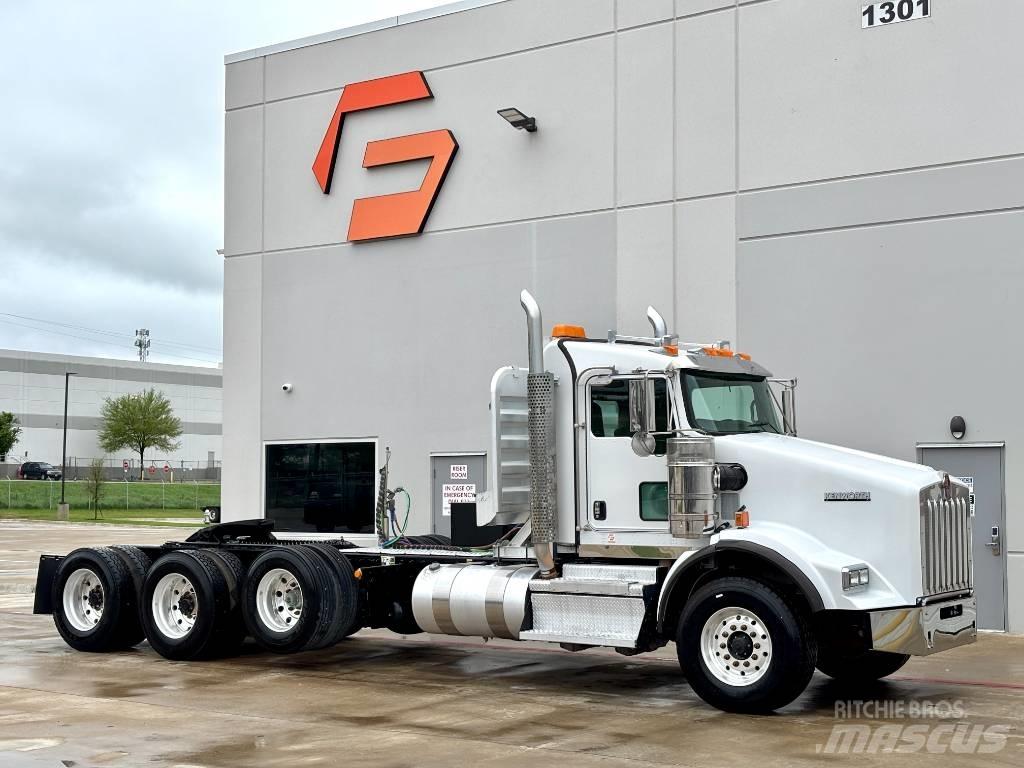Kenworth T 800 Trekkers