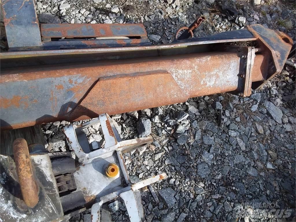 CAT 2200 Houtoogstkranen