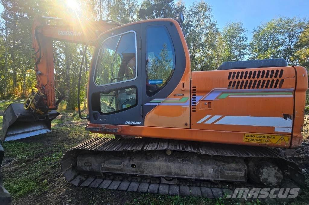 Doosan DX 140 LC Rupsgraafmachines